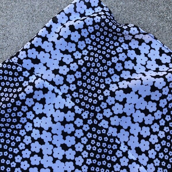 MICHAEL KORS V Neck Blouse Top Shirt Women's 3X Polyester Floral Designe…​ - Picture 8 of 8